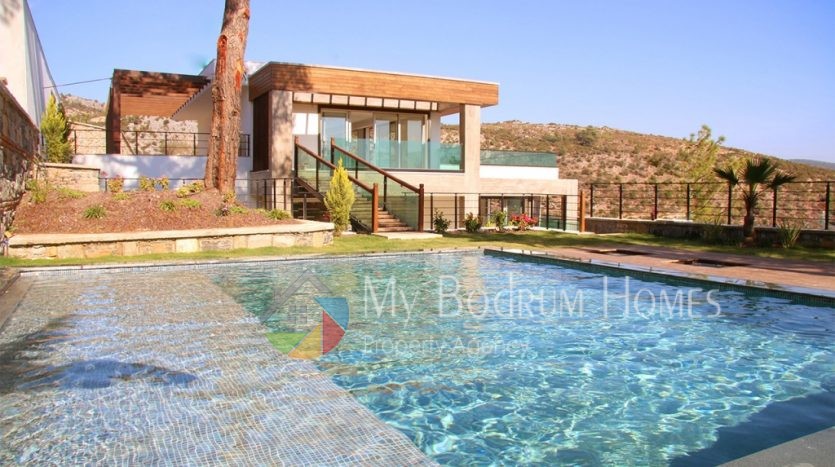 For Sale lux villa with private pool in Bodrum Centre